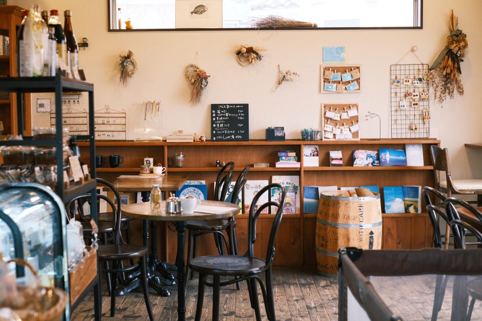 いつも通う富山のコーヒー屋さんの店内写真