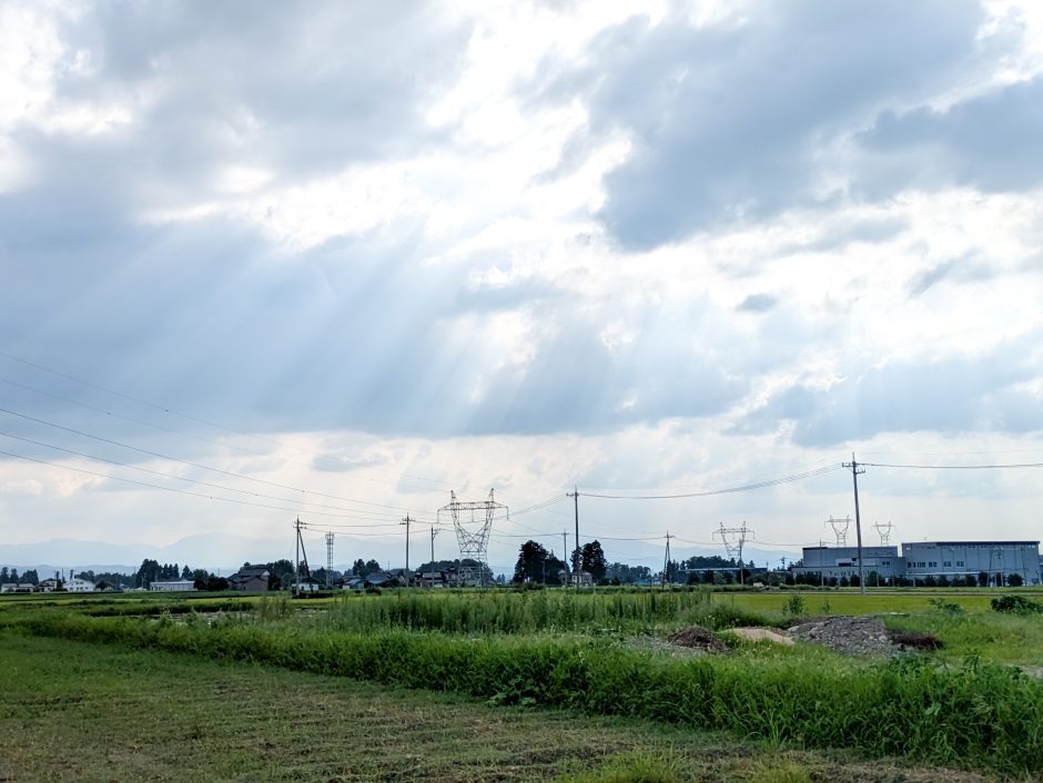 火葬場から撮影した空の写真